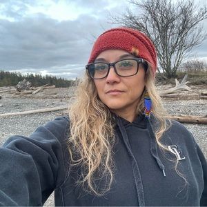 Meet your Posher, Isabel